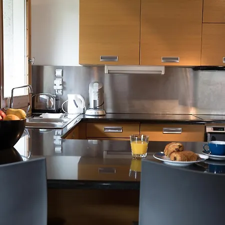 Appartamento Vallet 12 - Alpes Travel - Central - Sleeps 8 *